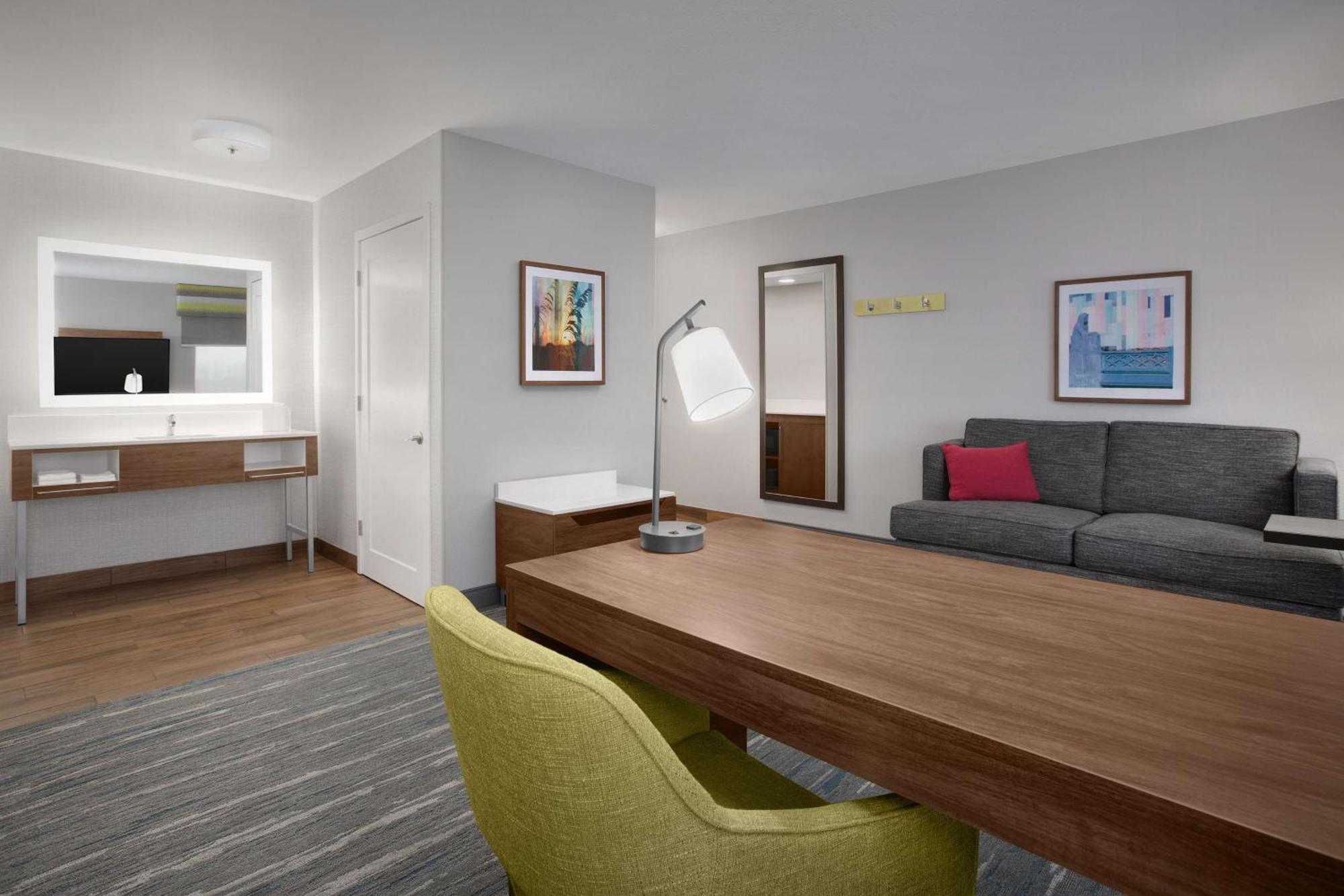 Hampton Inn Yorkville Ngoại thất bức ảnh