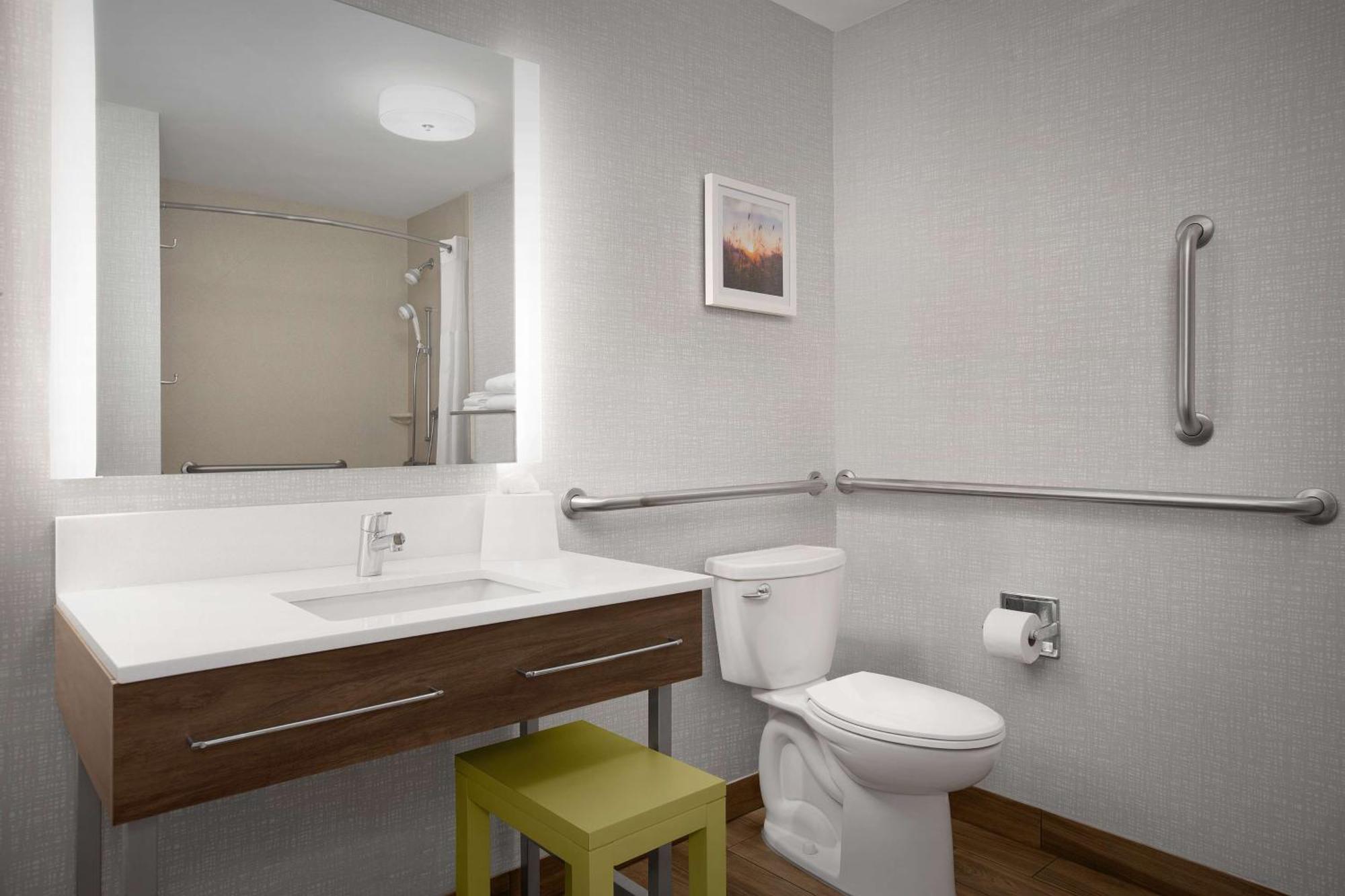 Hampton Inn Yorkville Ngoại thất bức ảnh