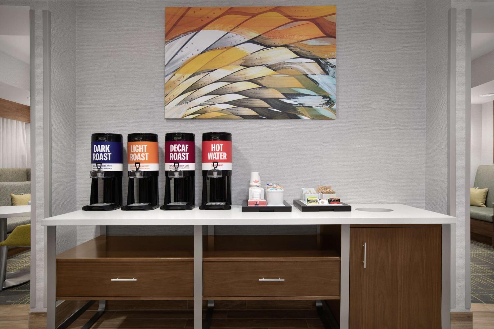 Hampton Inn Yorkville Ngoại thất bức ảnh