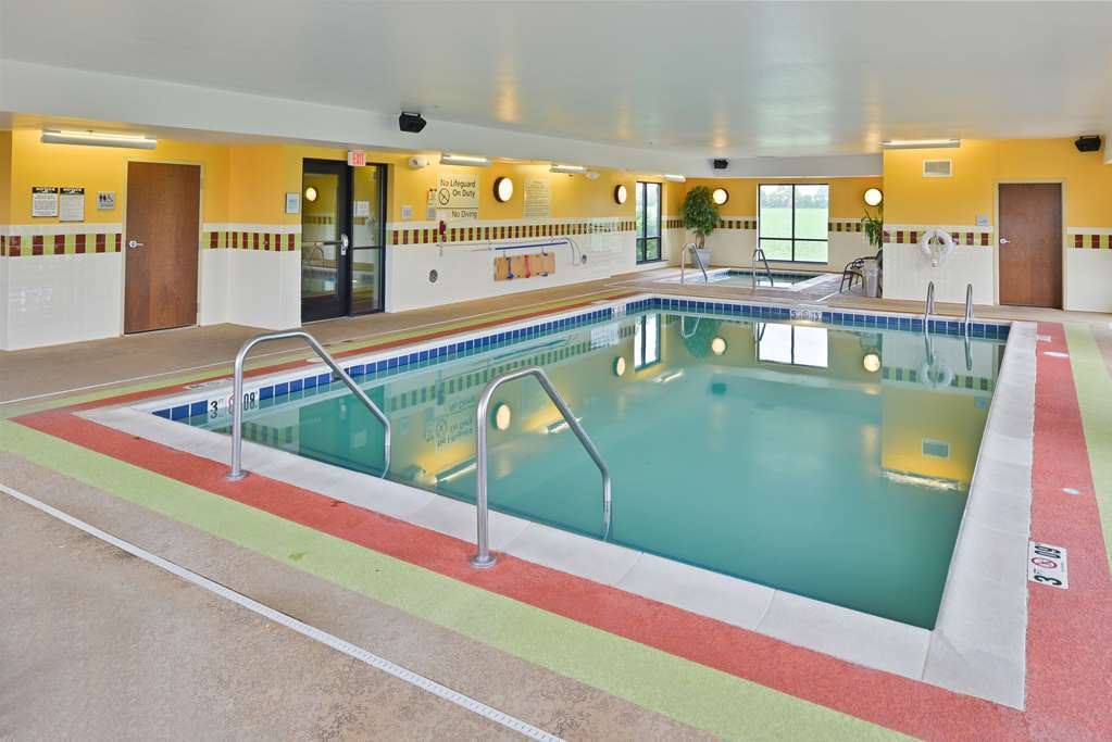 Hampton Inn Yorkville Tiện nghi bức ảnh